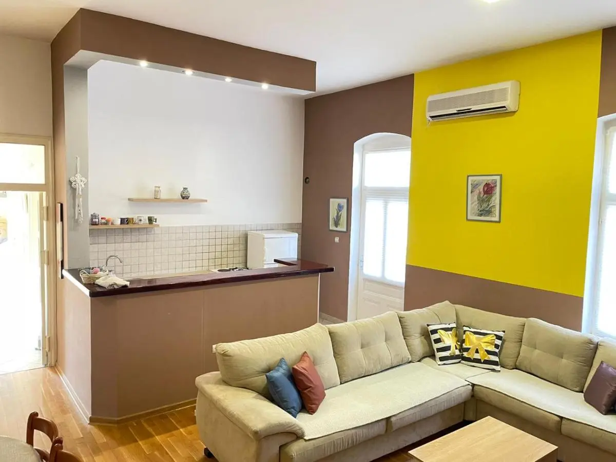 Apartment Pangea