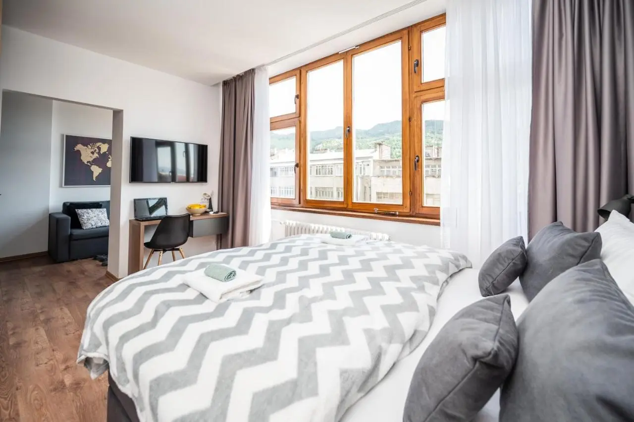 Modern and Bright Apartments - Main Street