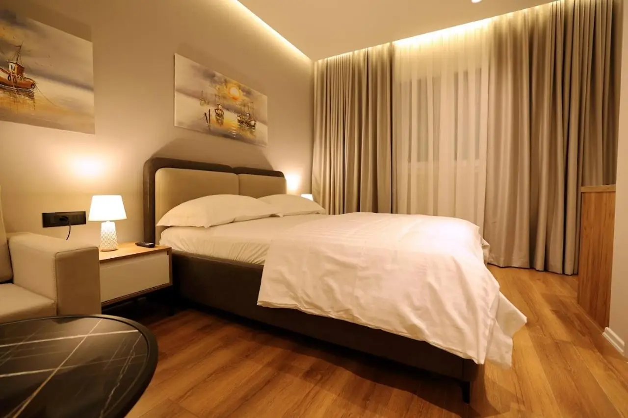 Theatro Hotel Apartaments Tirana