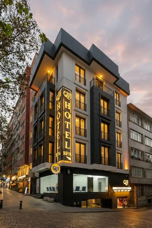 QUİ Hotel&SPA