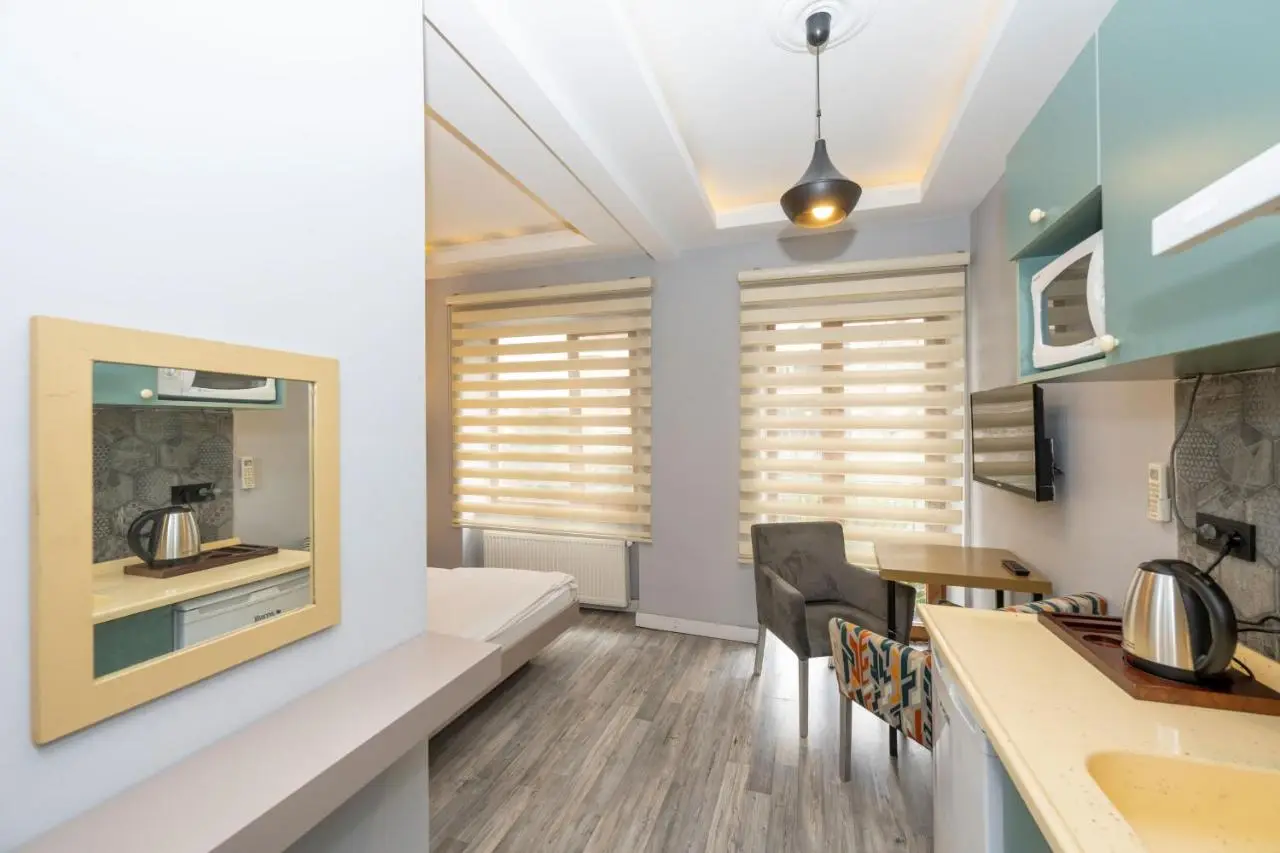 Cirrus Suites
