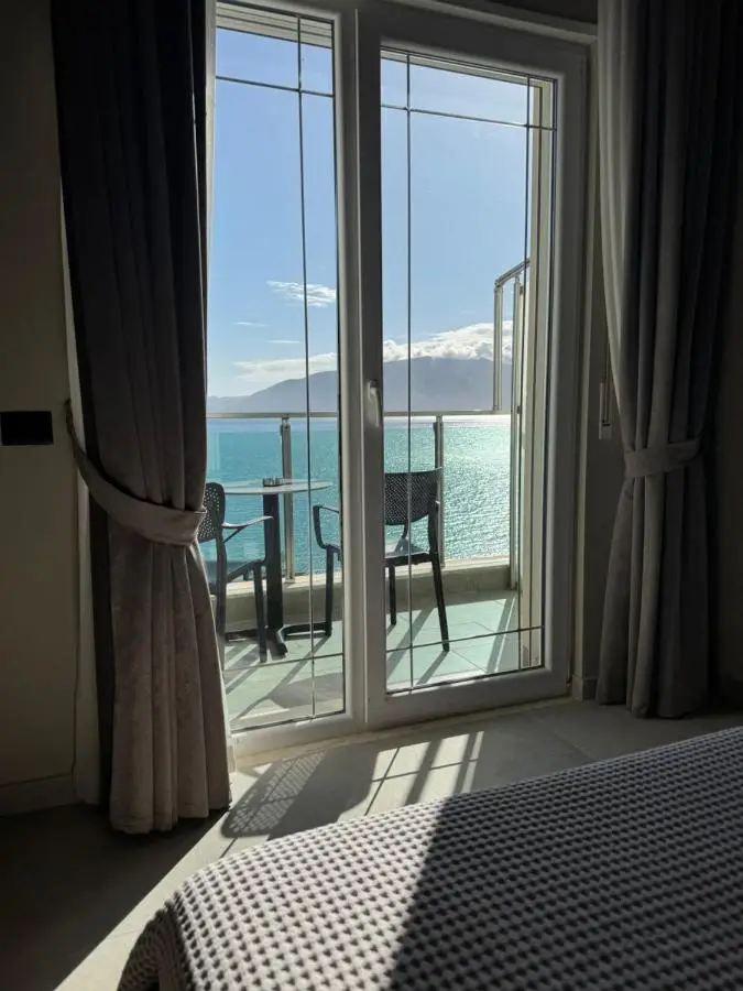 Nuna Hotel & Apartments