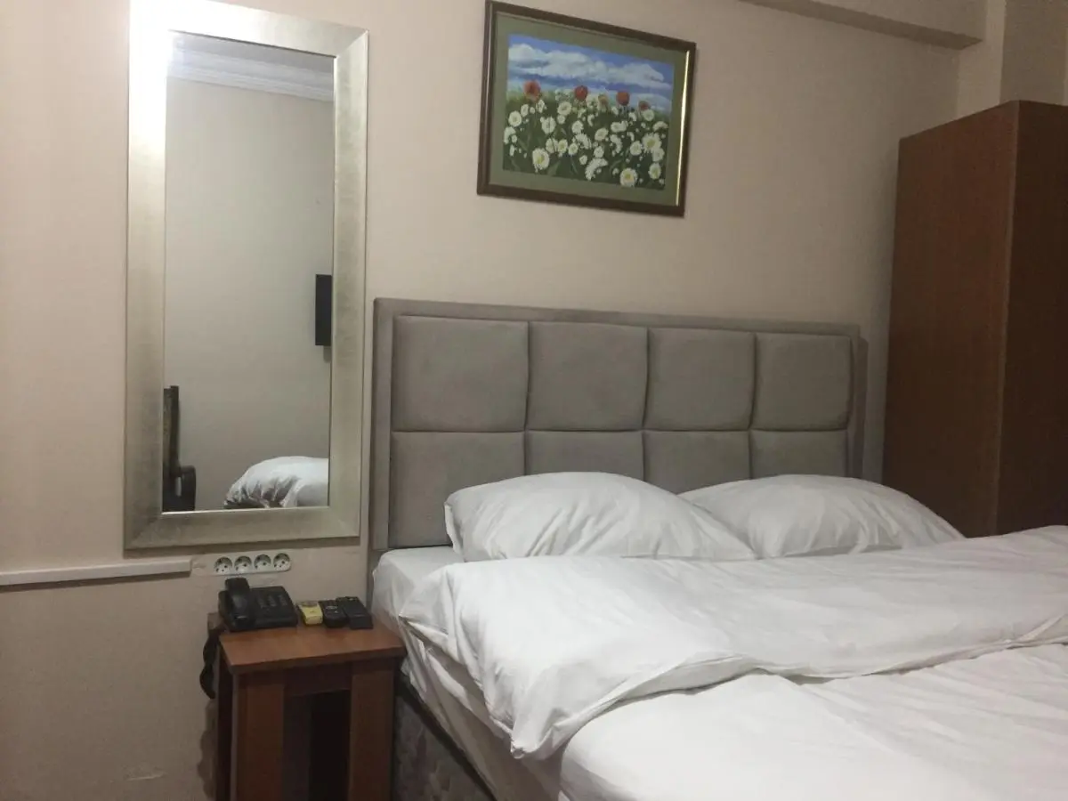 Paris Hotel