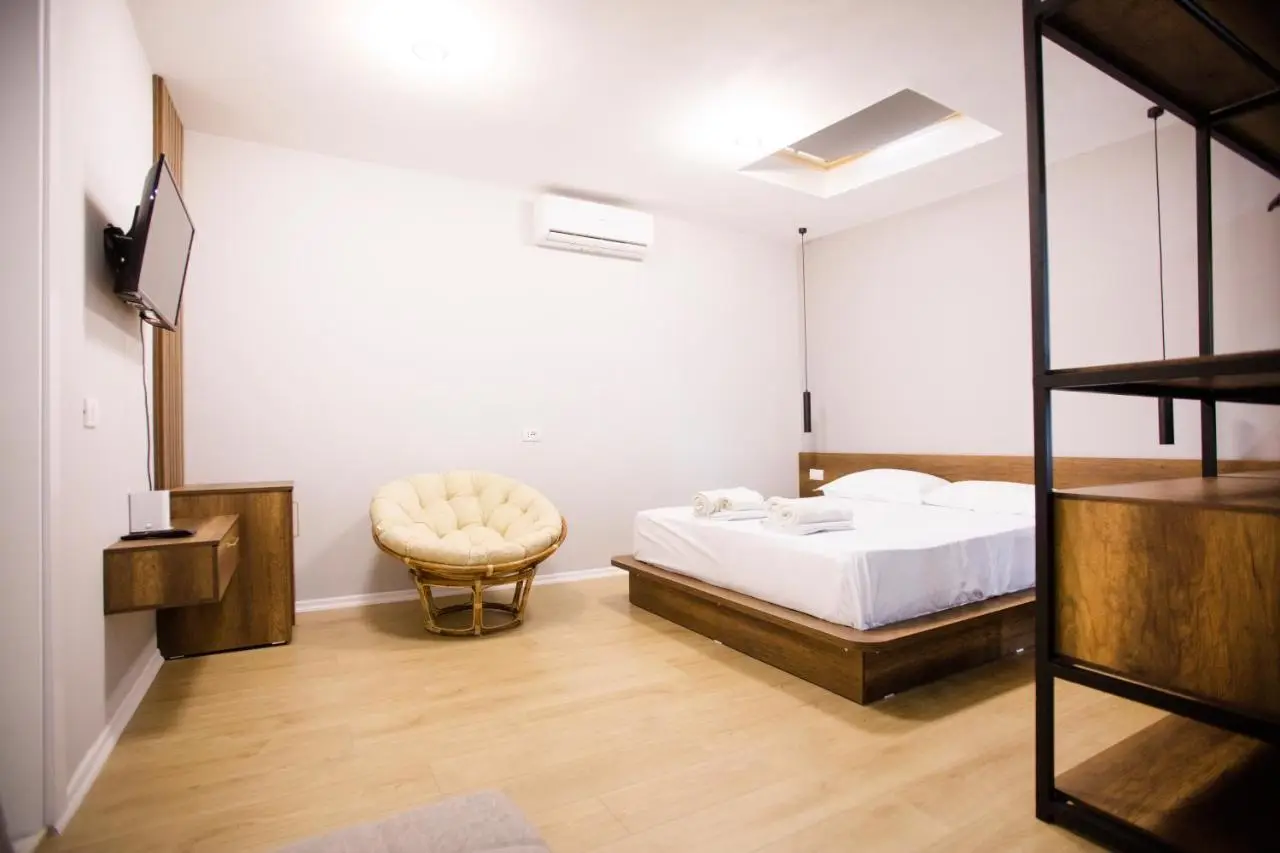 Blloku 4BR Duplex w BBQ Terrace - Central Tirana
