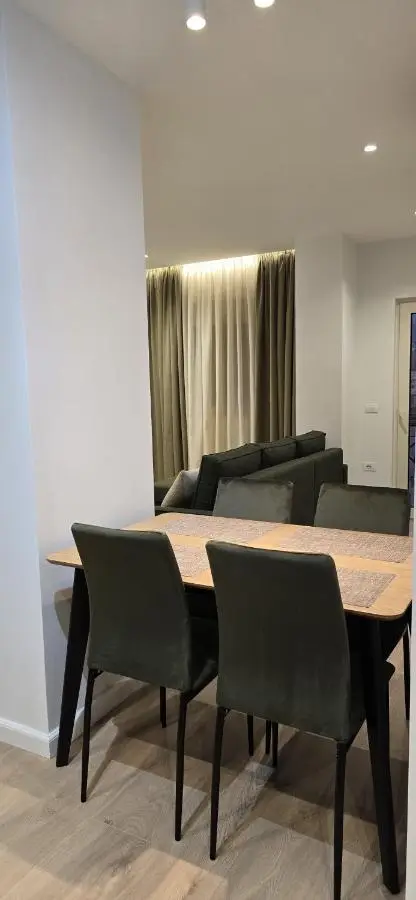 Tris Apartments Tirana