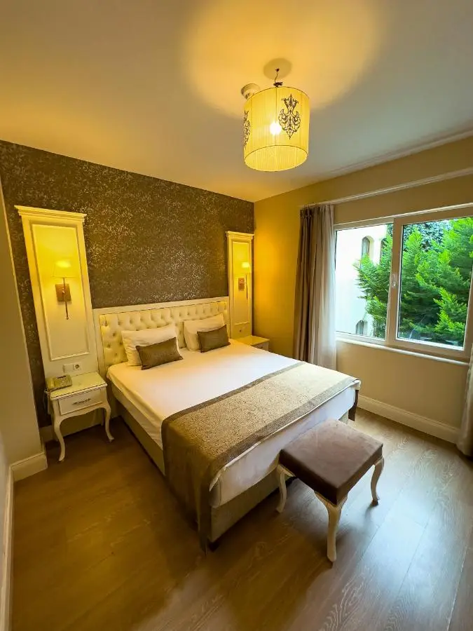 Sarnic Premier Hotel