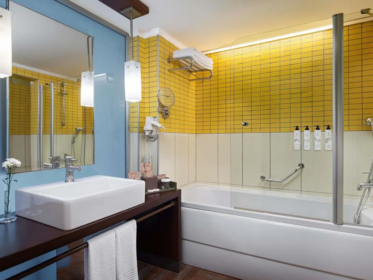 Rixos Sungate - The Land of Legends Access