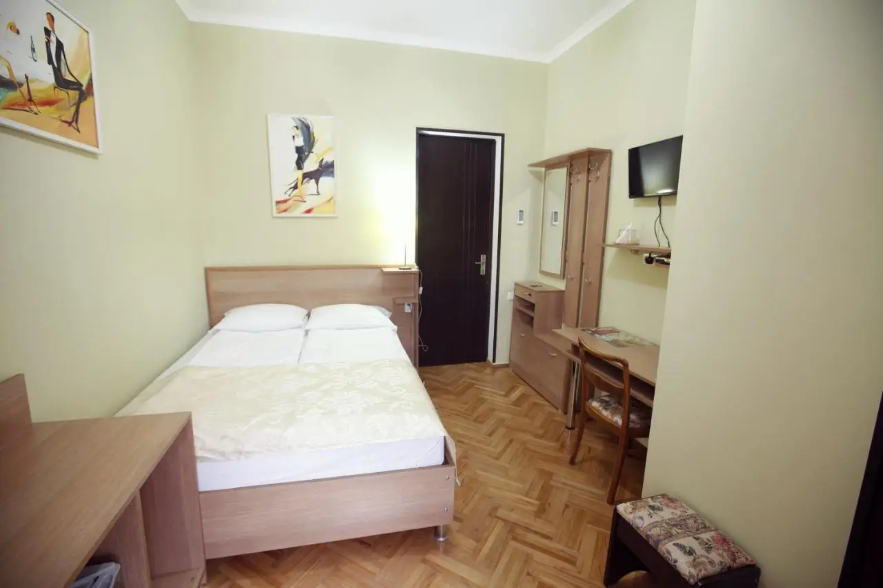 Silver Hotel