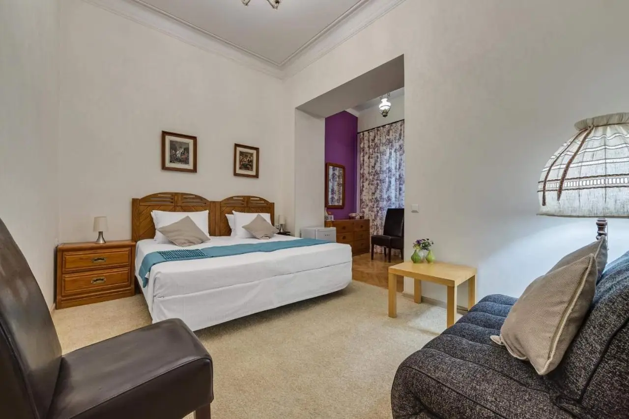 House 52 Boutique Hotel