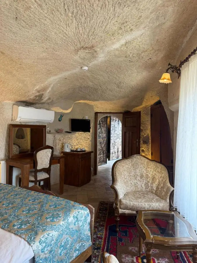 Arif Cave Hotel