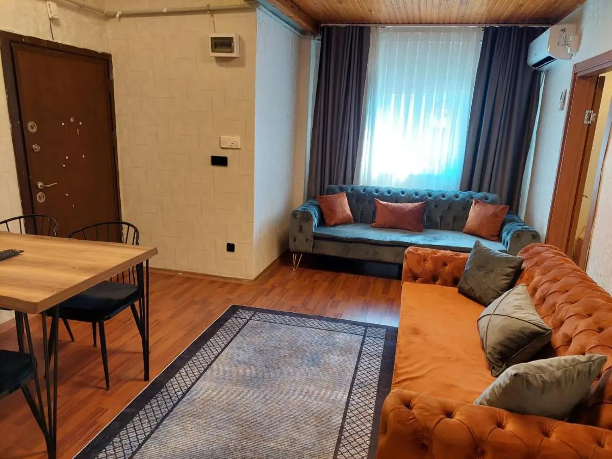 FINDIKZADE SEASIDE FLATS in lively Fatih area very near metro and tourist sights