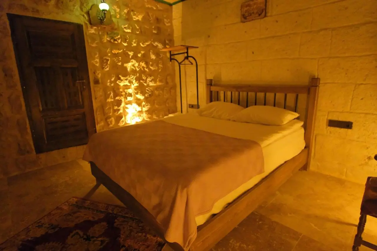 Euphoria Cave House