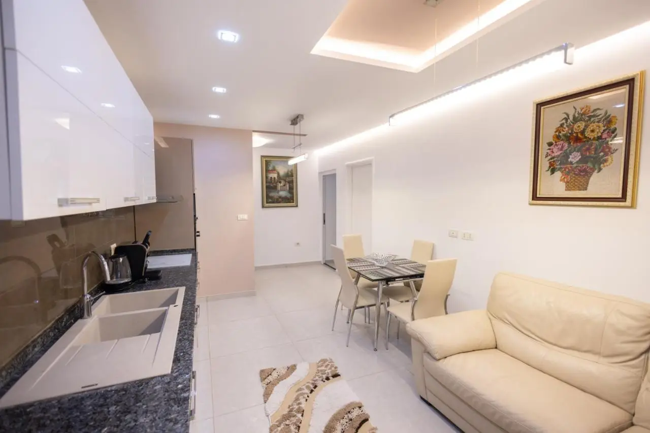 Apartment KLER-Elegant Stay Ali Demi