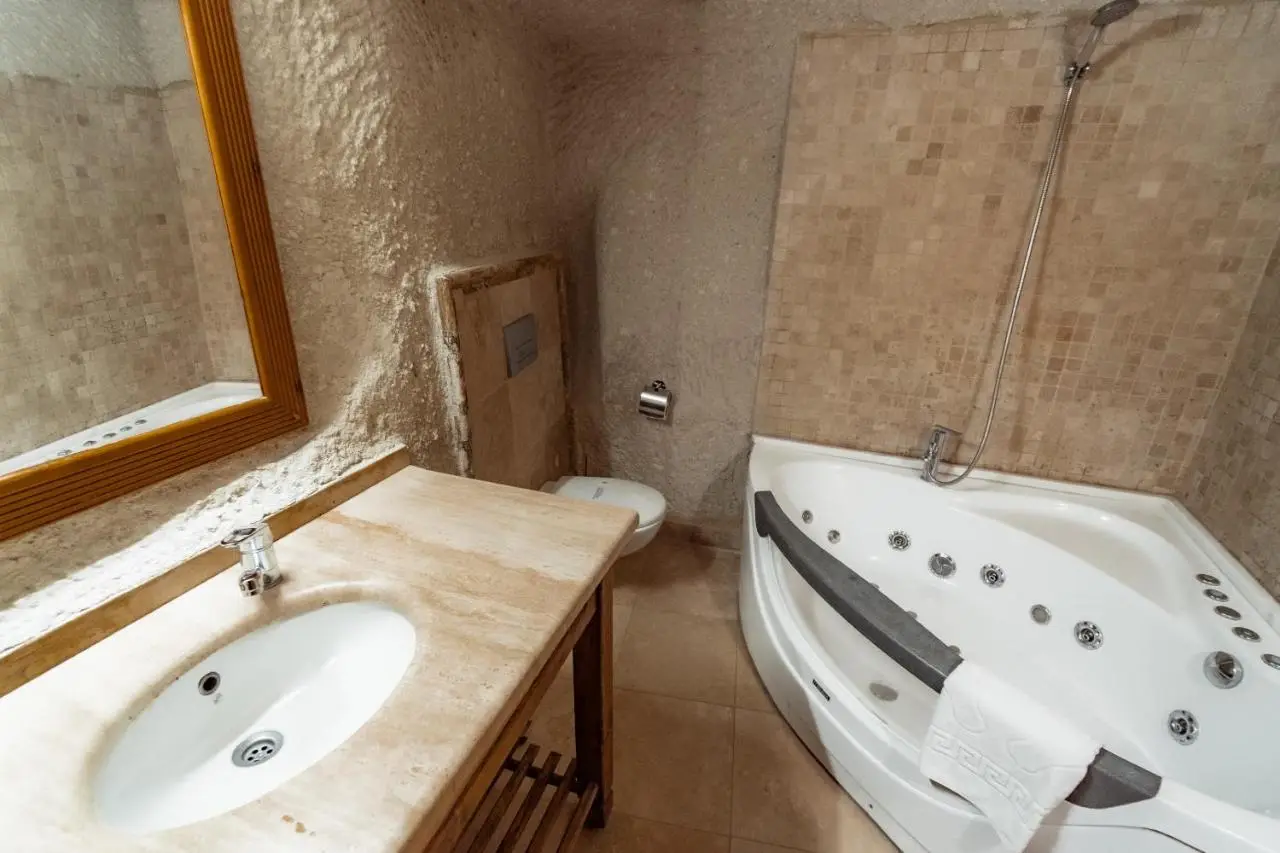 Amber Cave Suites