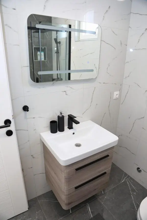 Apartman Keman