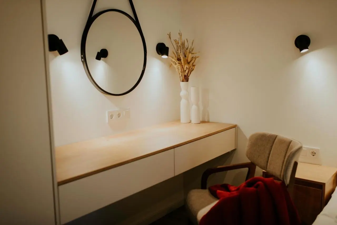 Skyline Luxury Suites