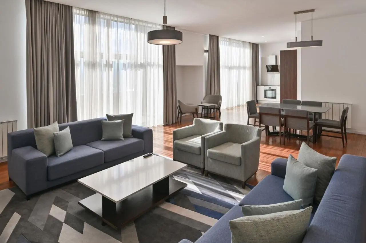 Bosmal Arjaan by Rotana