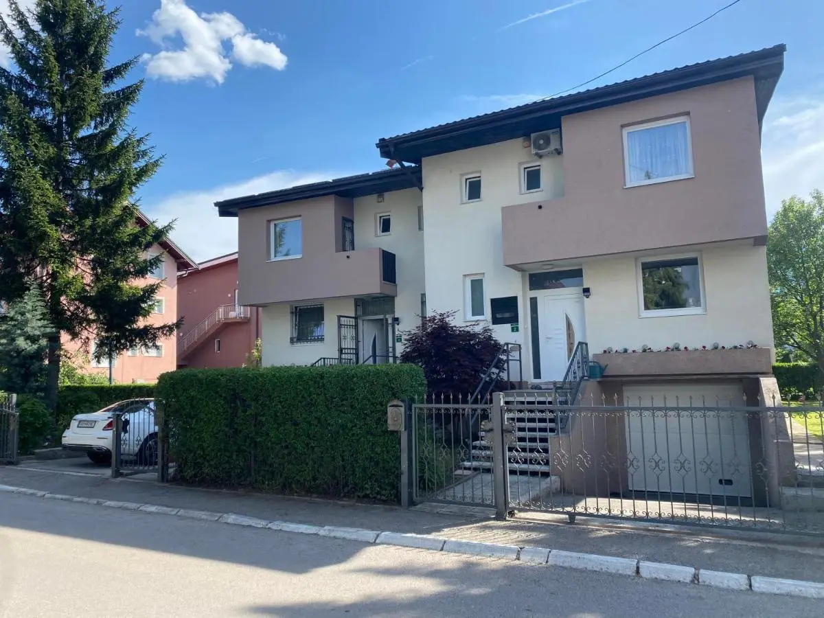 Holiday Home Ilidza Rose