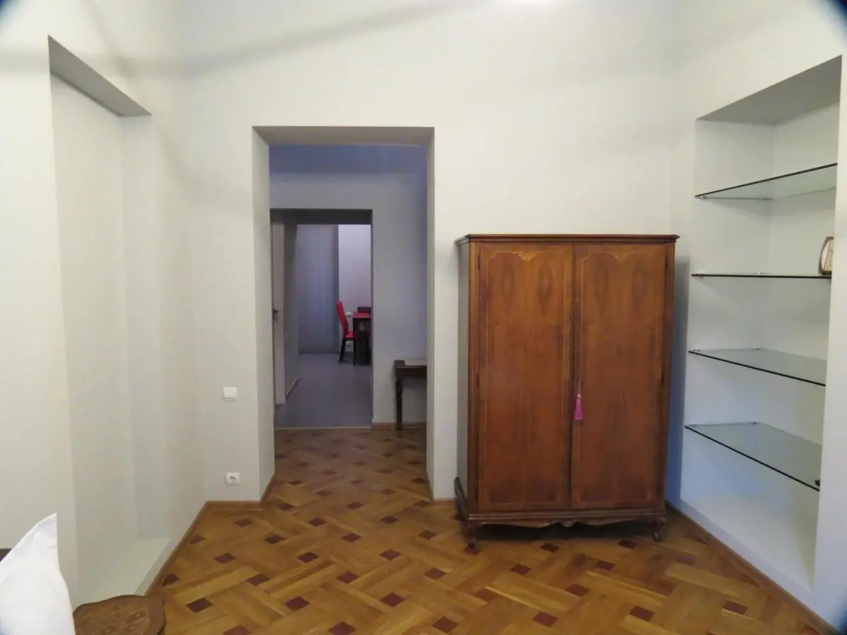 Three Rooms Apartment
