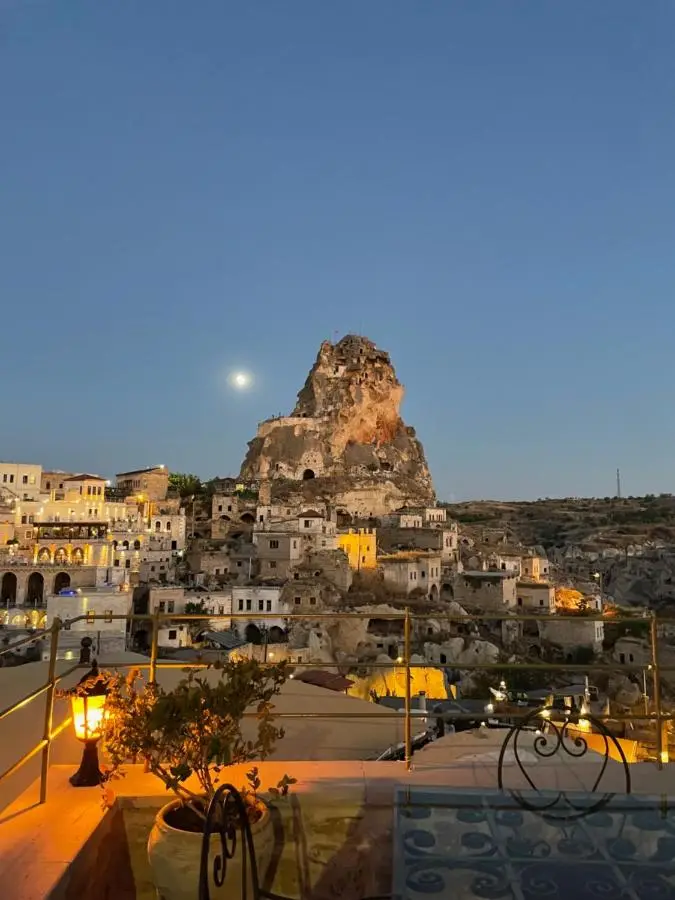 Hezen Cave Hotel