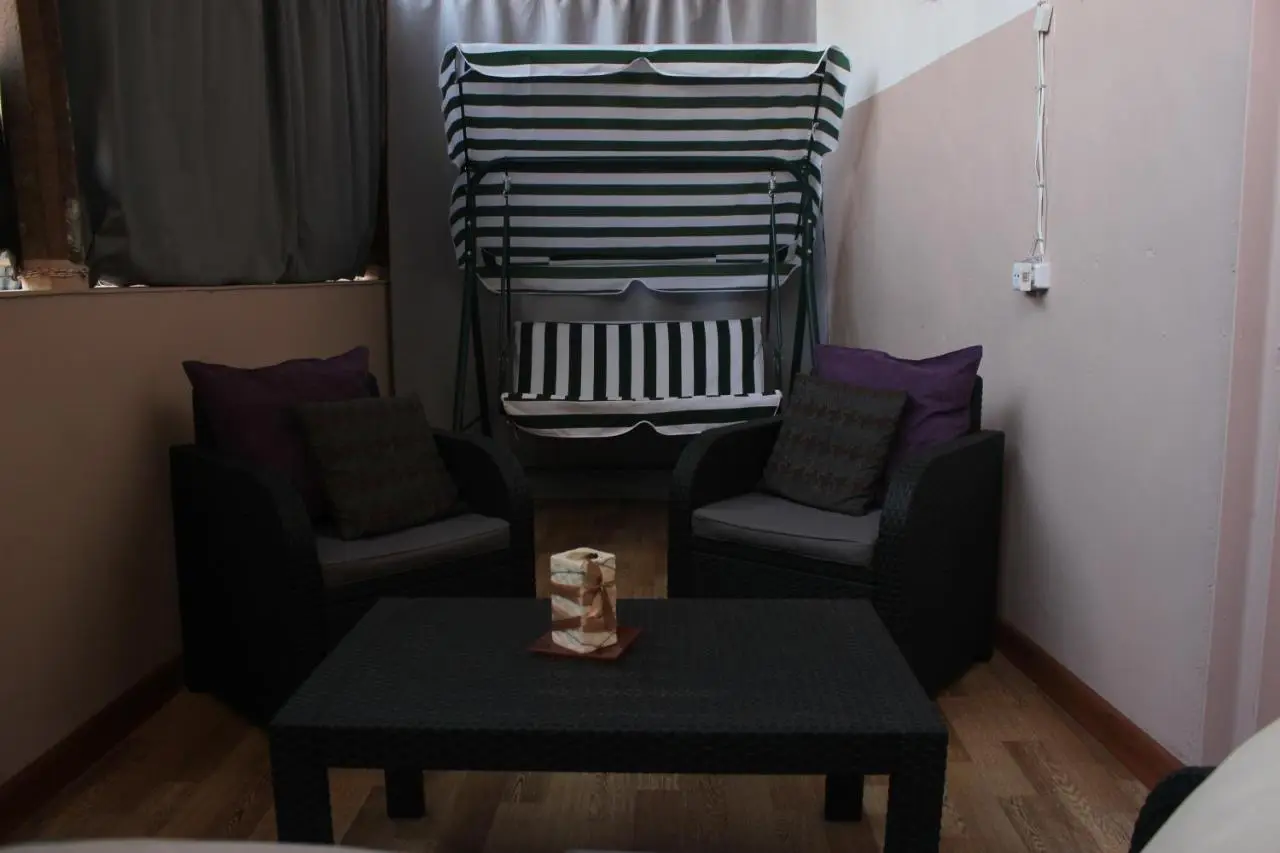 Cozy Apartment In Real Heart Of Old Tbilisi