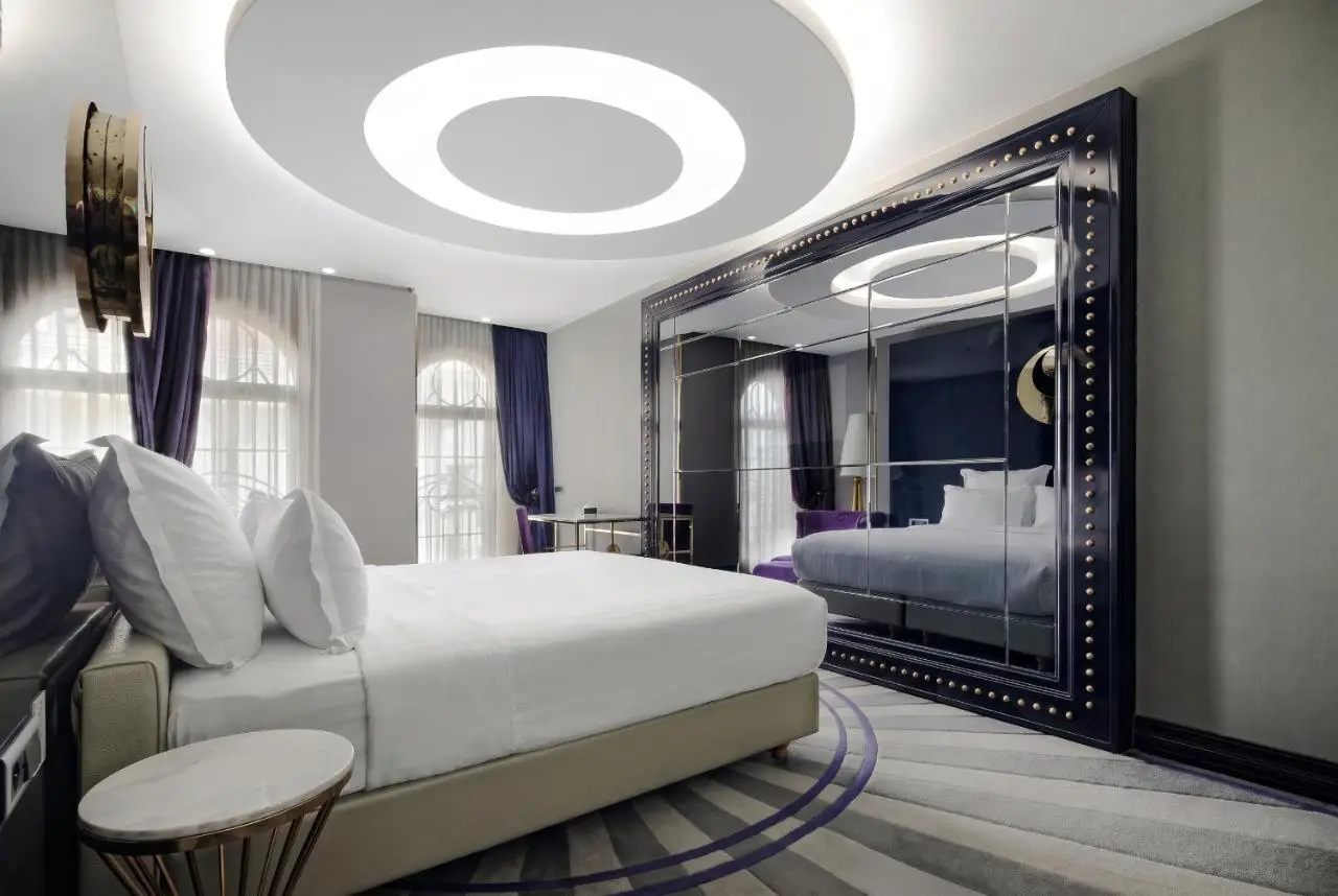 Sura Design Hotel & Suites