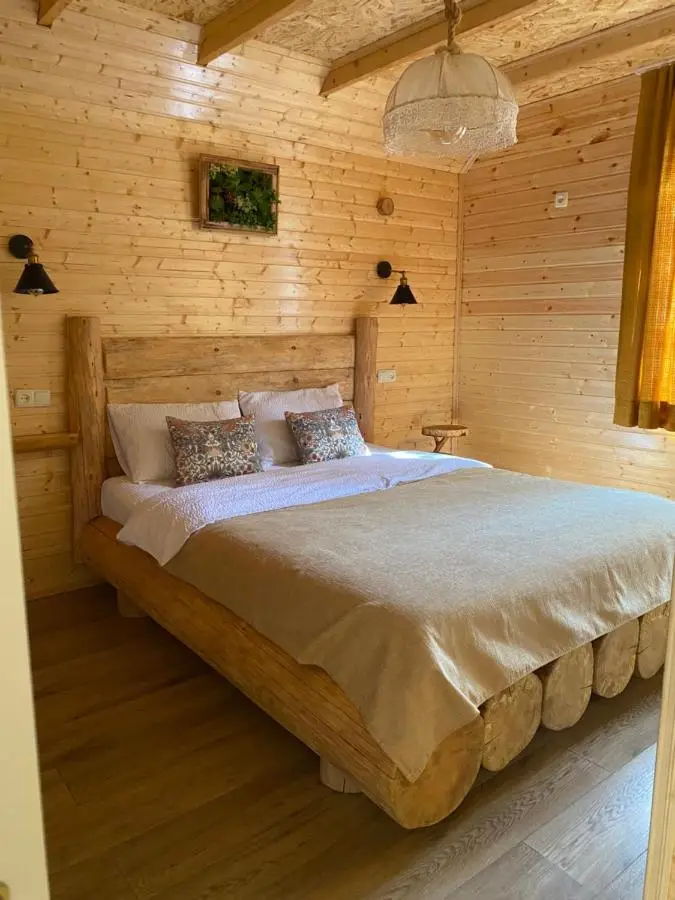 EcoCottage Didi Mindori - Among the Pines