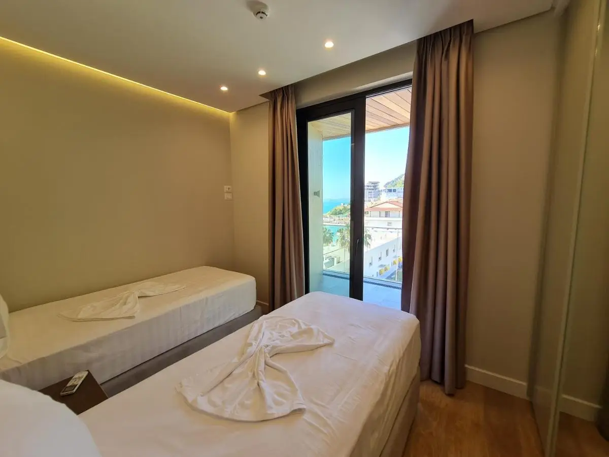 Hotel Aross