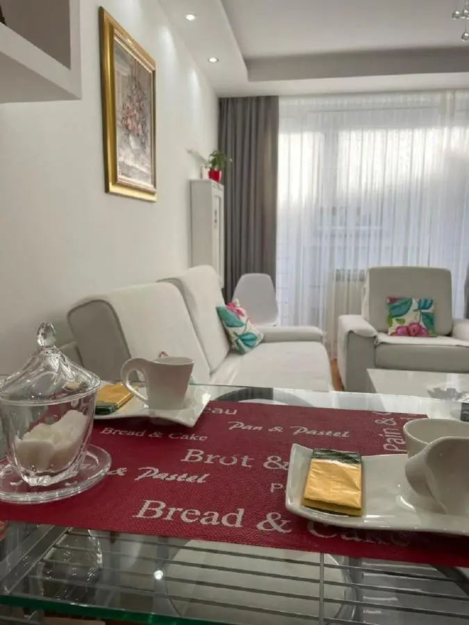 SASE Apartment