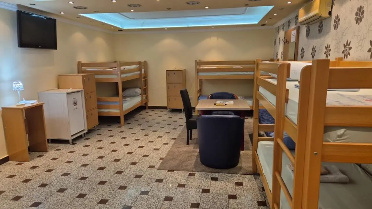 Hostel Dino