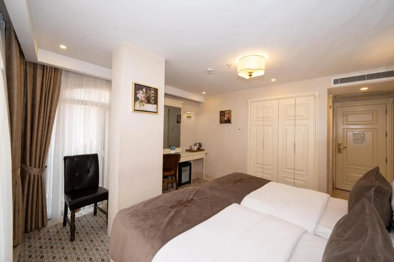 The Barbarossa Istanbul Metro Hotel