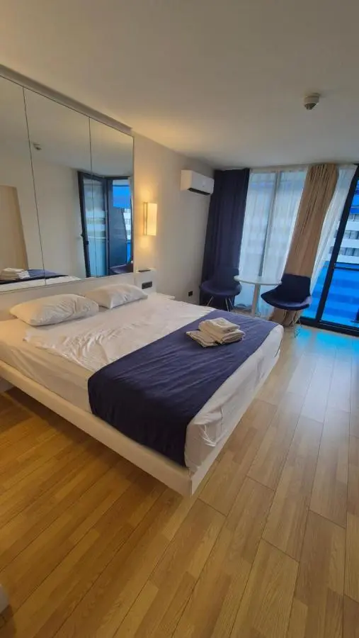 best VIP HOTEL panorama suites IN batumi R