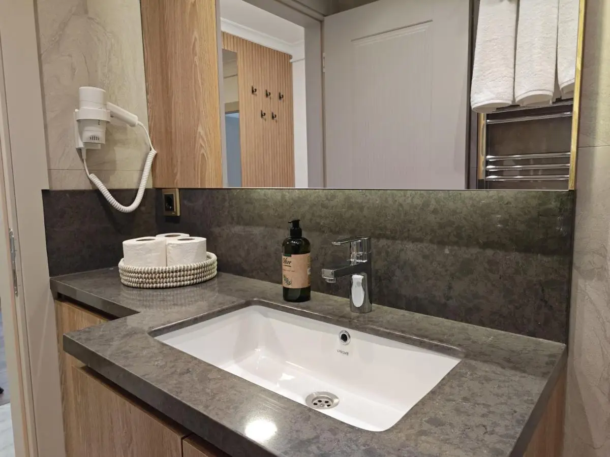 Marmada Suites