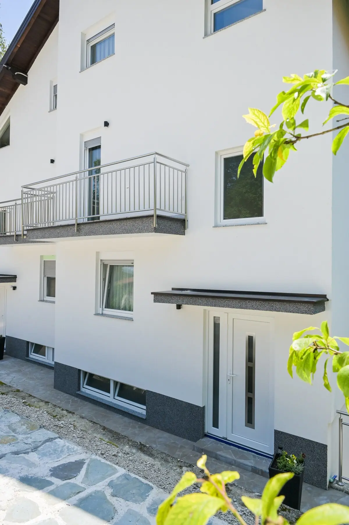 Villa Anita – Two-Bedroom Apartment, 3rd Floor (L)
