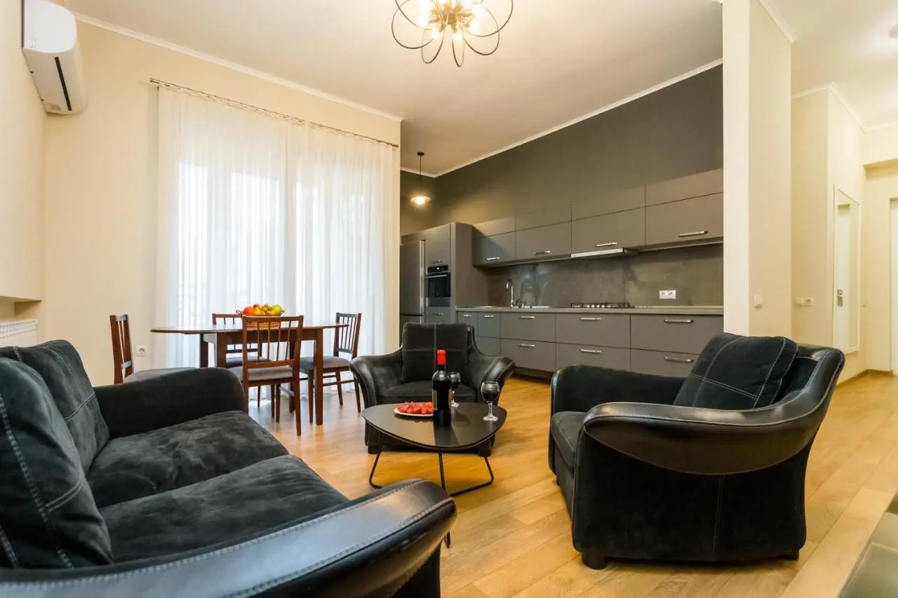 Comfy Home V