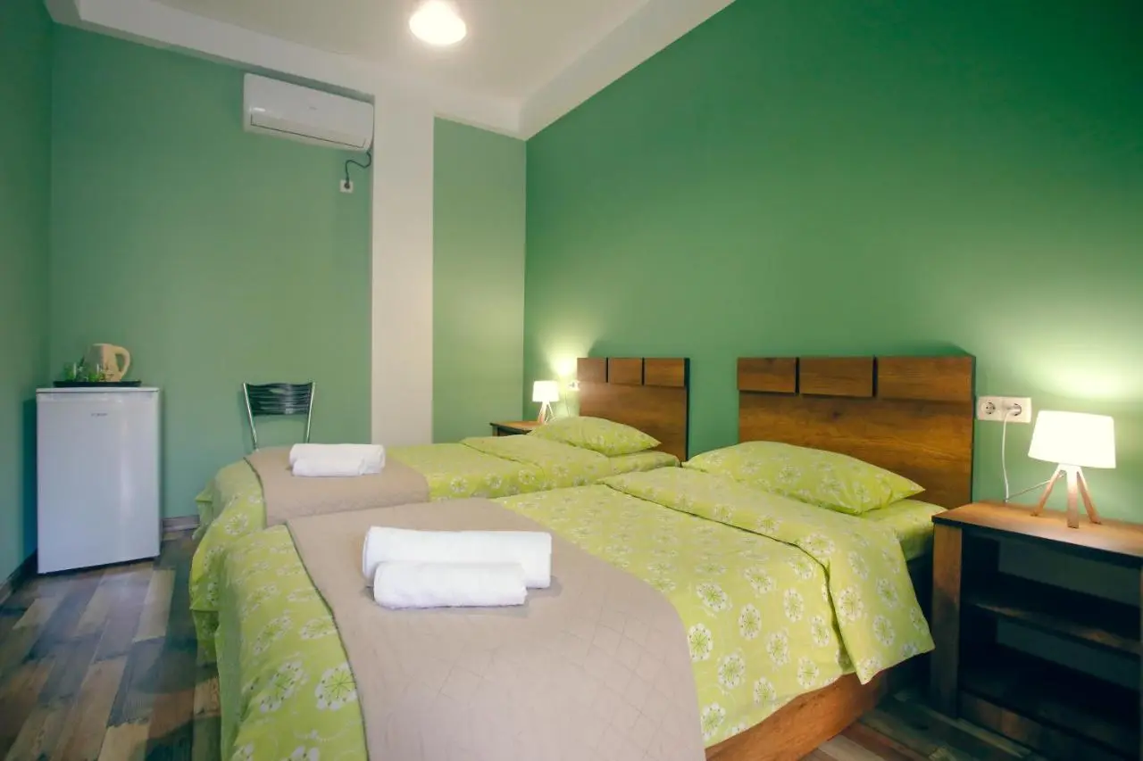 Hotel Paradise Road