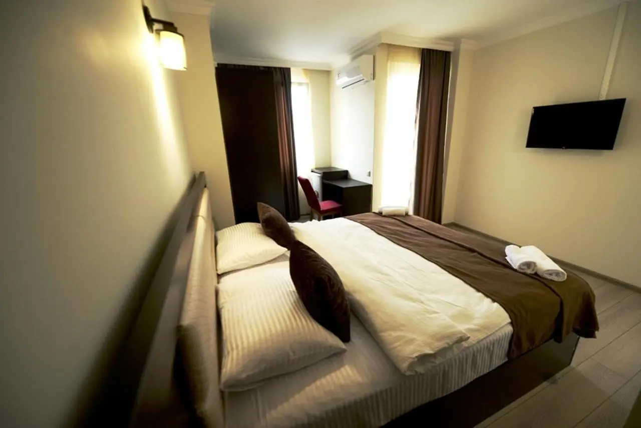Hotel Aristocrat Batumi