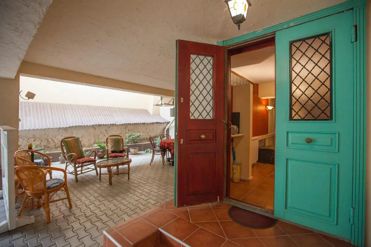Caravan Villa