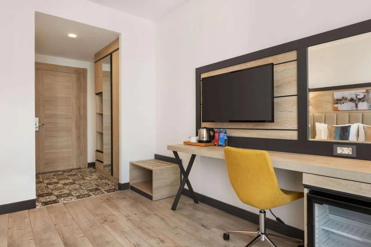 Ramada Encore By Wyndham Istanbul Basin Express