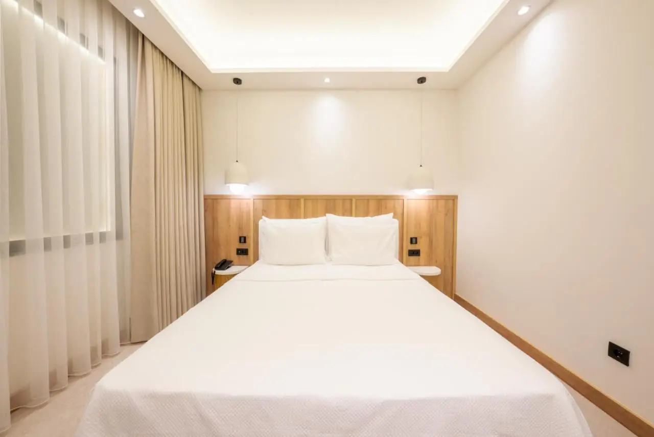 Premier Lounge Hotel