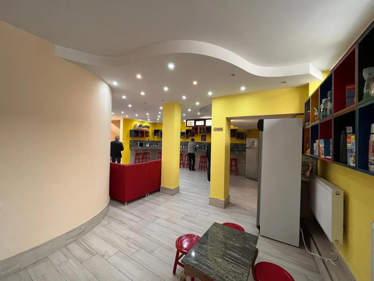 Hostel Jeal