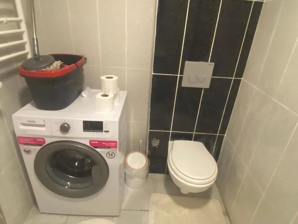 Luxe Suite AI28