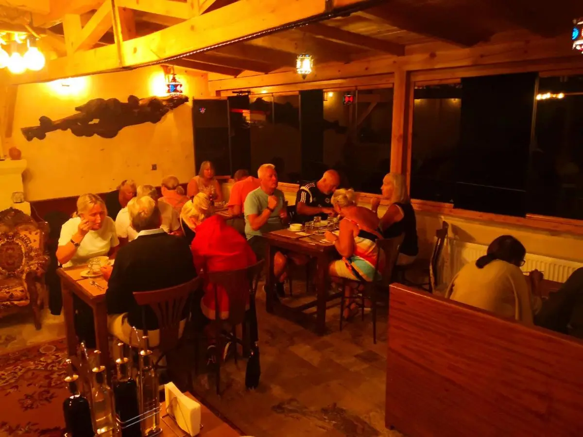 Larissa Cave Hotel