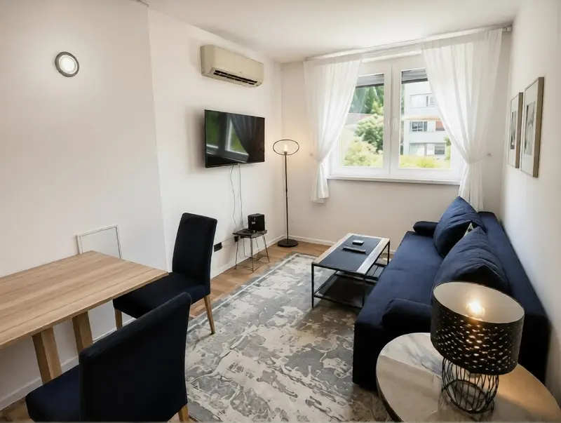 "MONNA" apartment for four in Švrakino