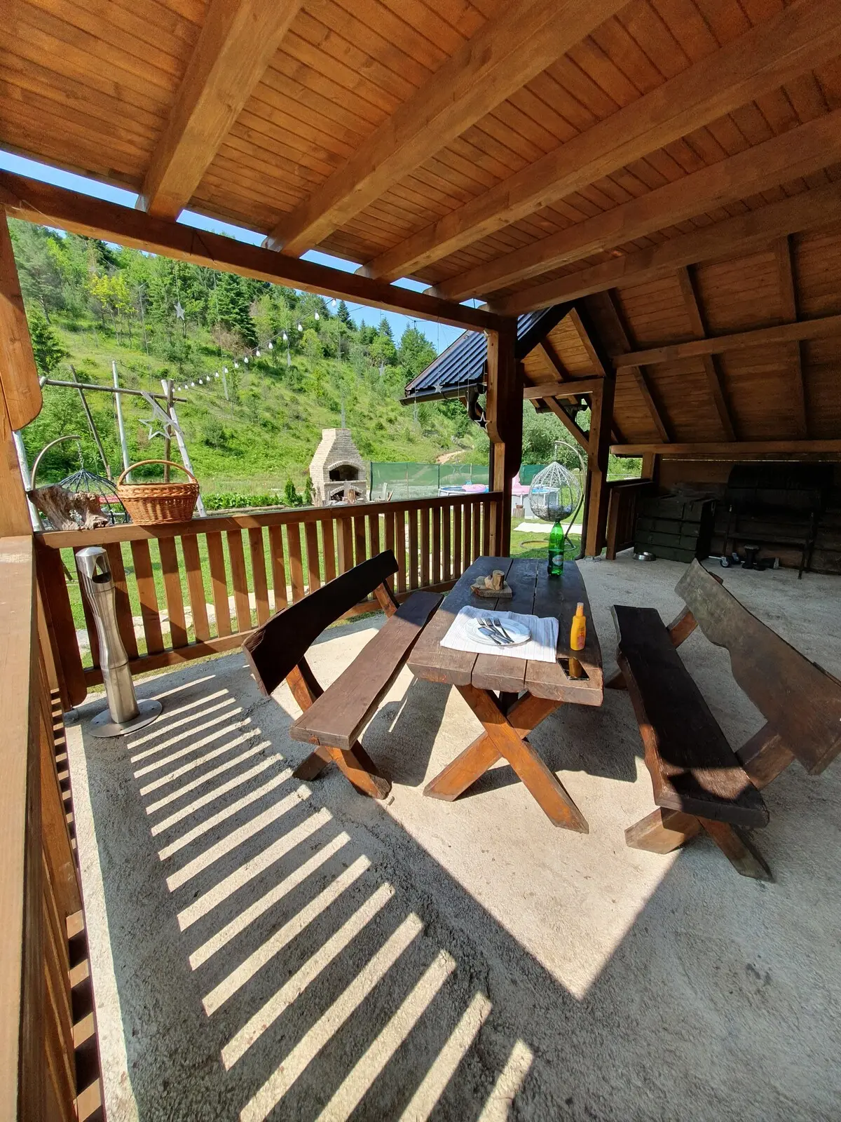 Mystery lodge