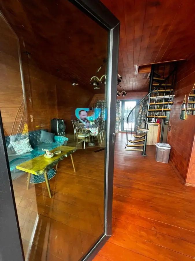 Nakas cottage