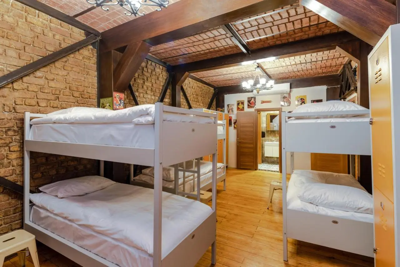 Sanat Hostel Taksim