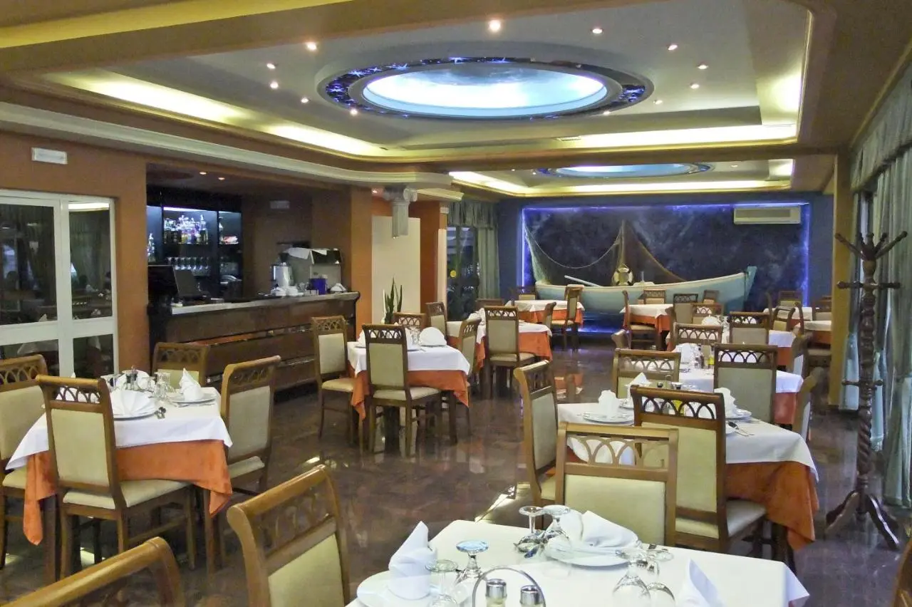 Paradise Beach Hotel