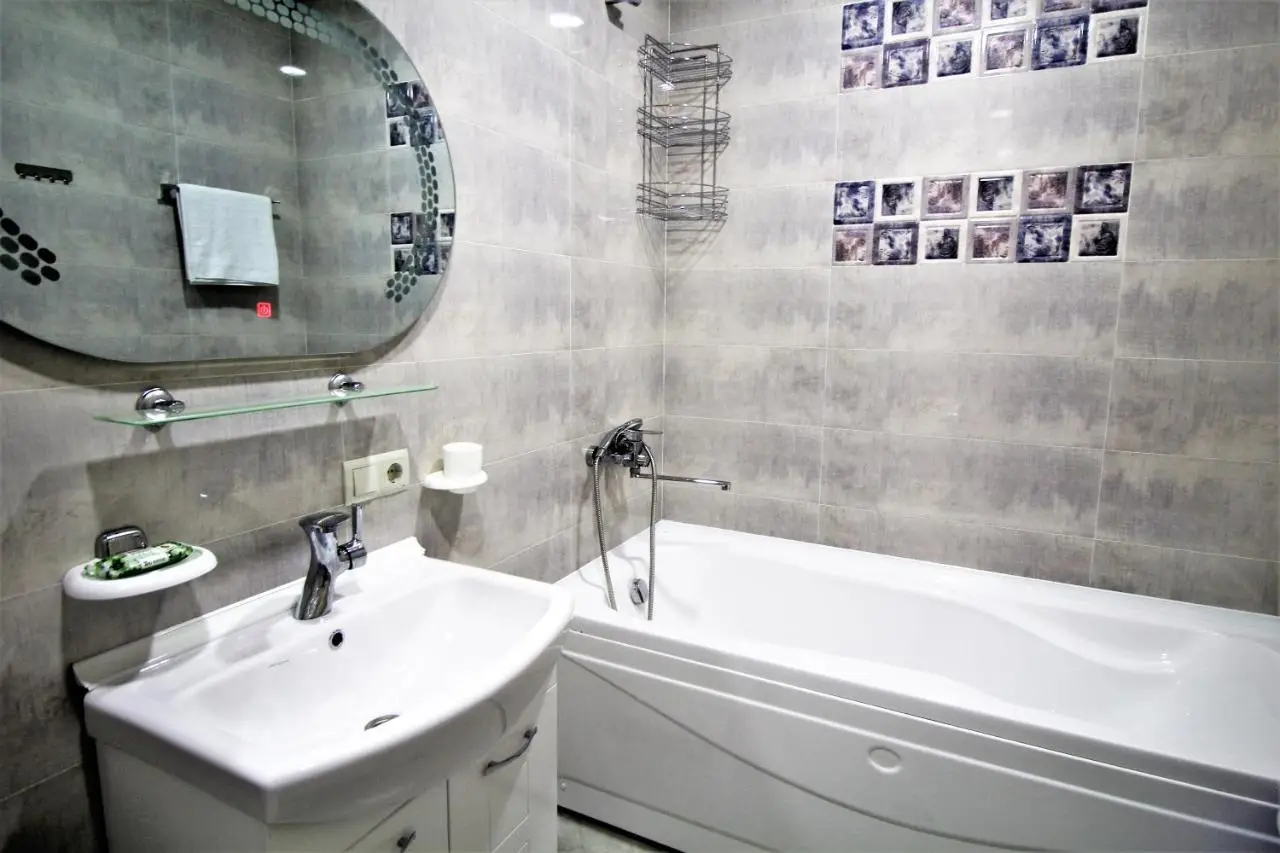 Heart of Tbilisi - modern 3 bedroom apartment