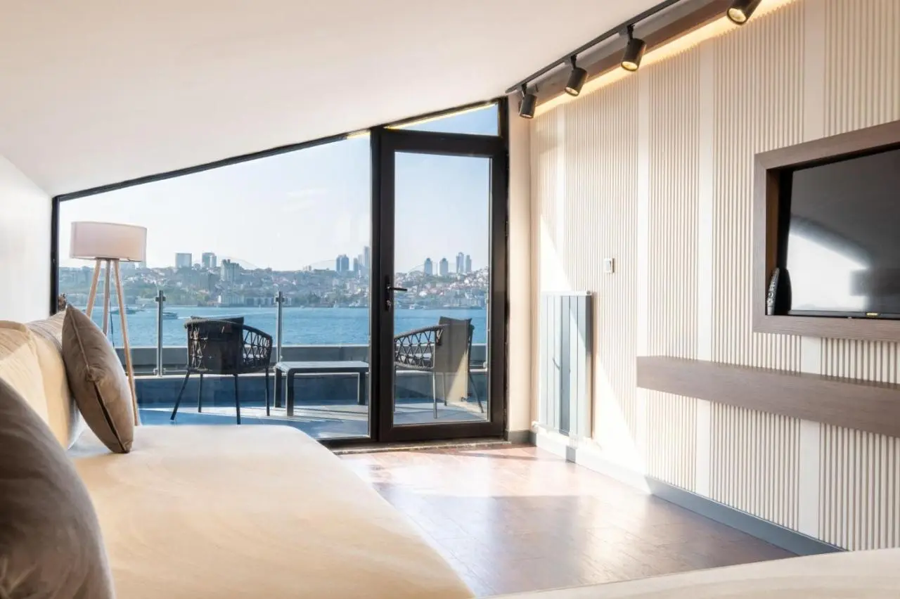 216 Bosphorus